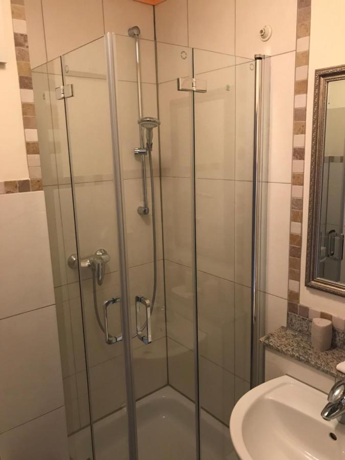 Landhotel Lindenhof Grevenbroich Zewnętrze zdjęcie